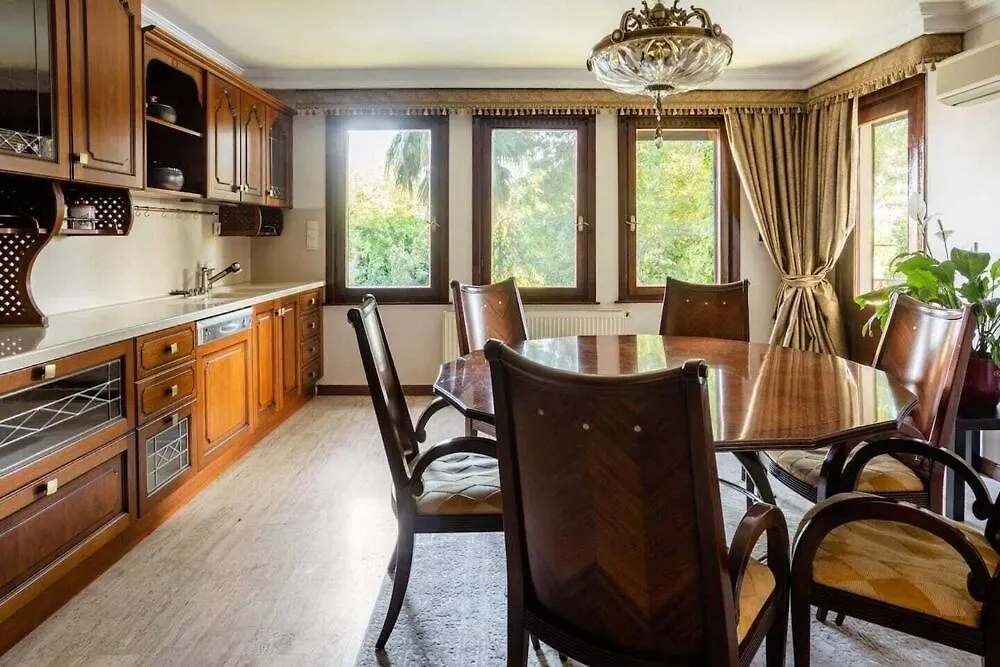 Ueskuedar Villa فيلا مطلة على البحر في اسكودار Provincia di Provincia di Istanbul