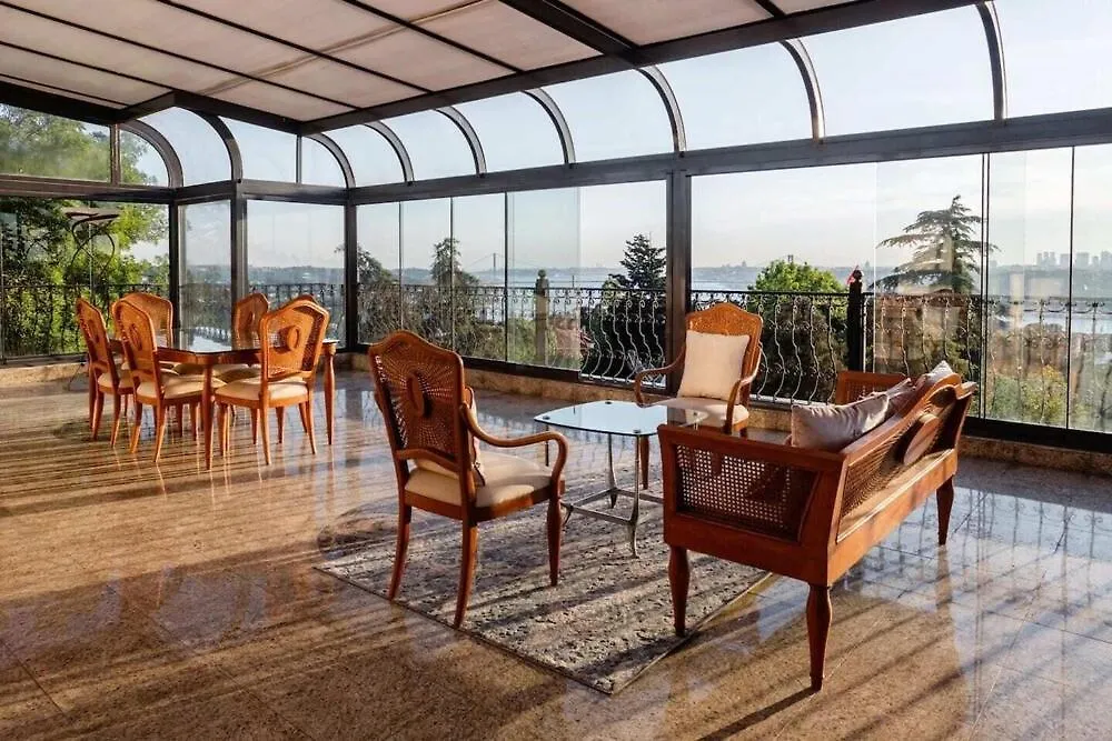 Ueskuedar Villa فيلا مطلة على البحر في اسكودار Istanbul