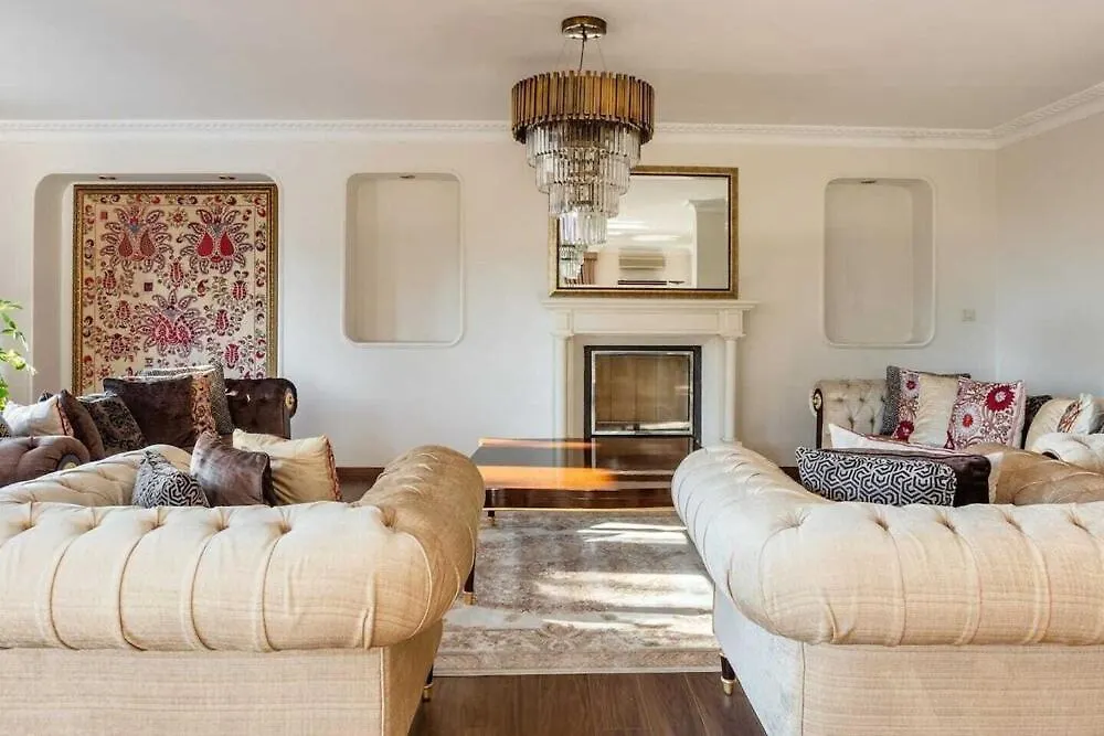 Ueskuedar Villa فيلا مطلة على البحر في اسكودار Istanbul